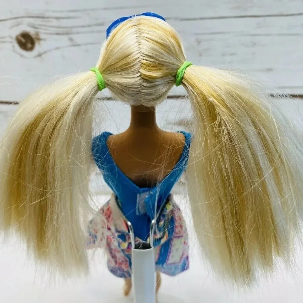 MATTEL BARBIE Blonde Hair Blue Eyes Bodysuit Skirt Outfit 12" Tall - Picture 5 of 13